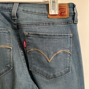 Levi’s 535 super skinny jeans